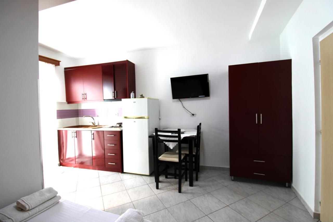 Vila Reni Risi Ksamil Exterior photo
